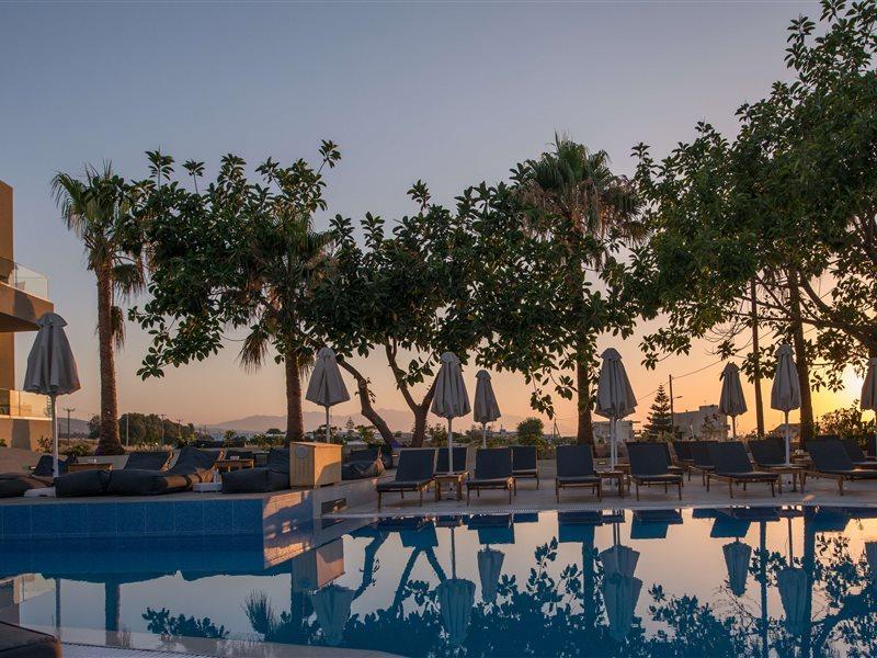 CHC Imperial Palace Adults Only Pigianos Kampos  Exterior foto